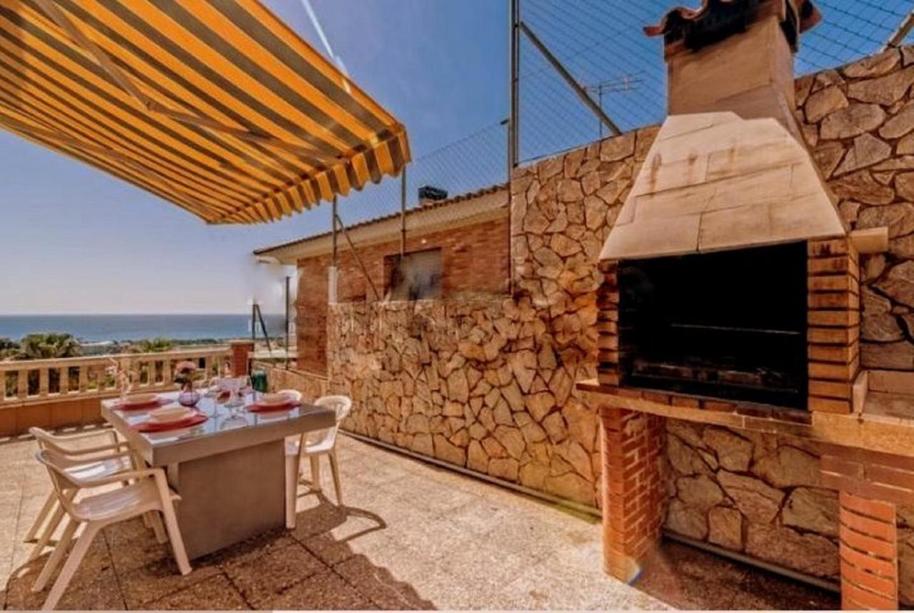 Chalet Santa Susana